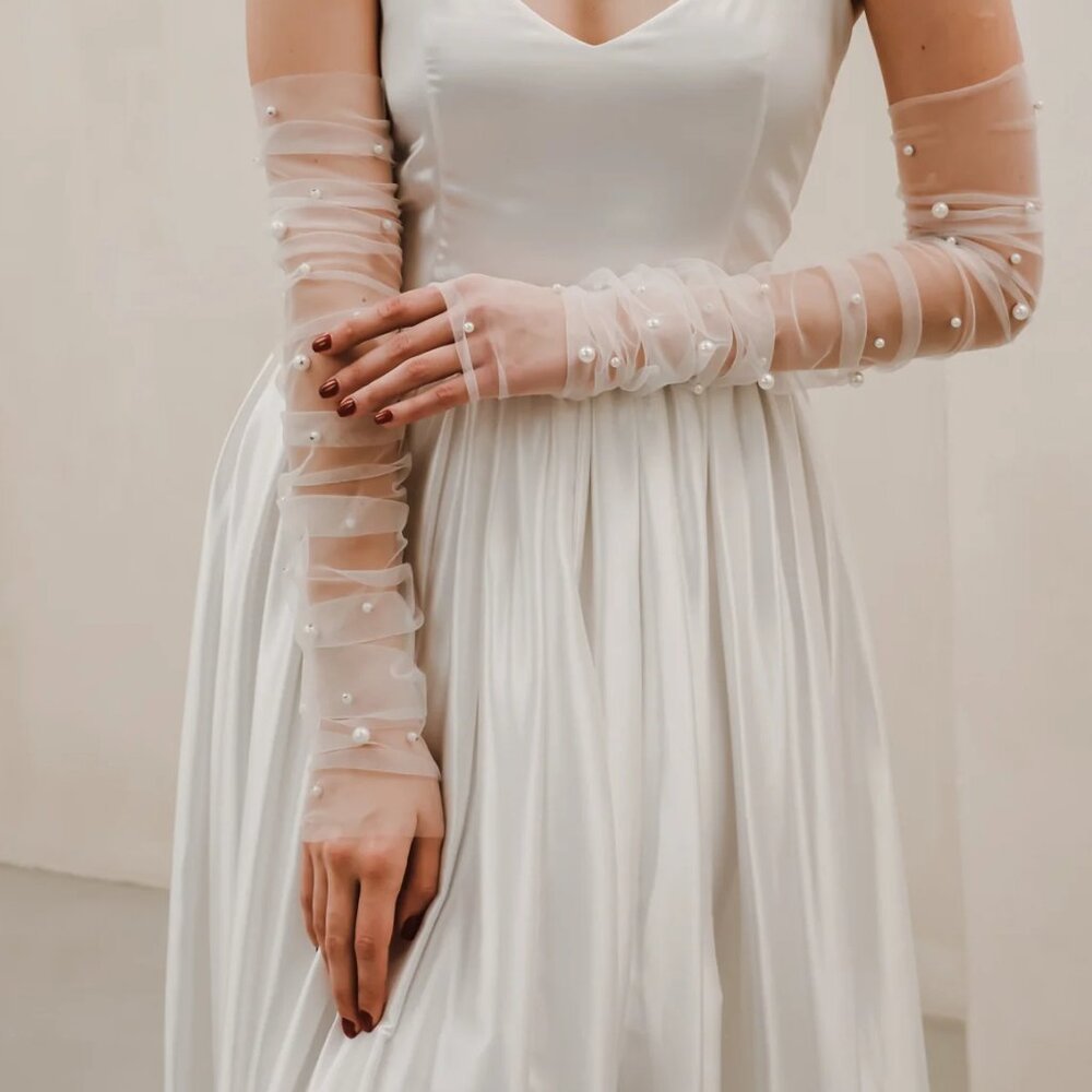 Ruched Sheer Pearl Bridal Gloves